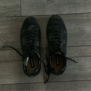 Never worn Madden Men’s Tennis Shoe